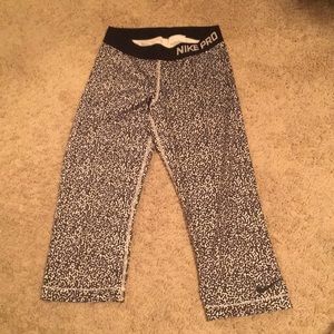 Nike pro leggings